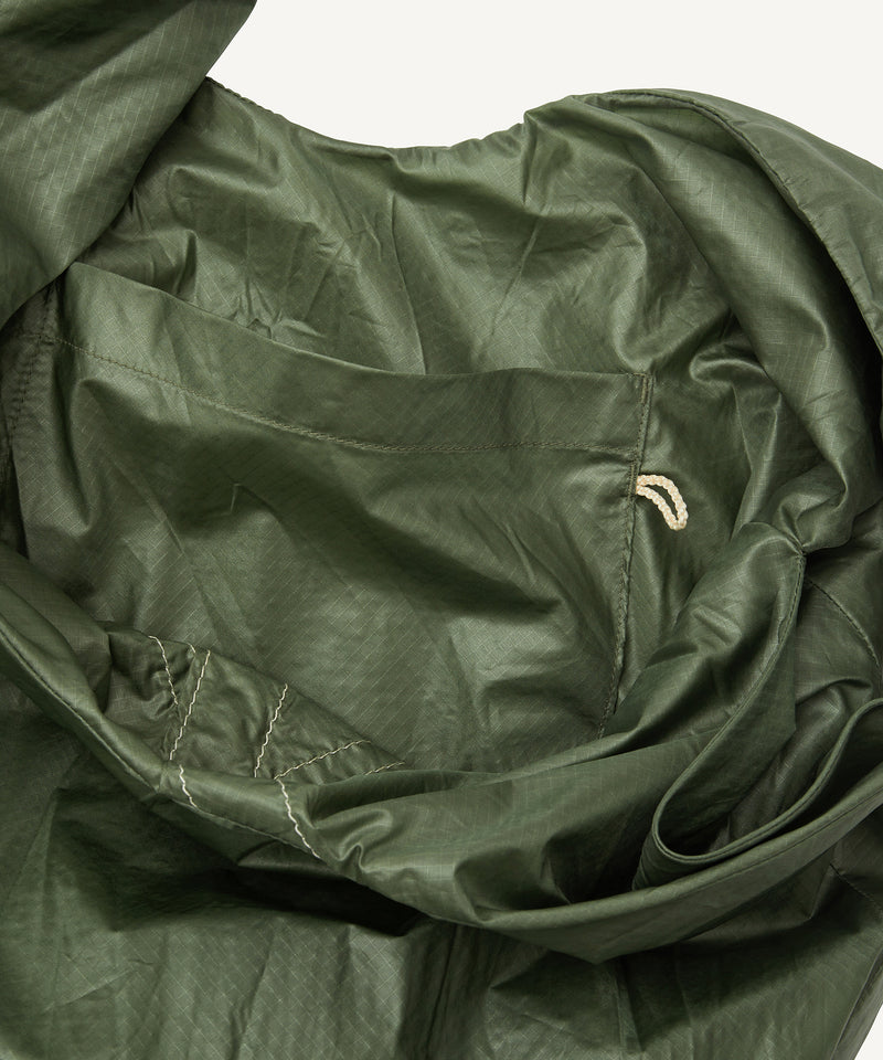 reused parachute | grocery bag-m dark green